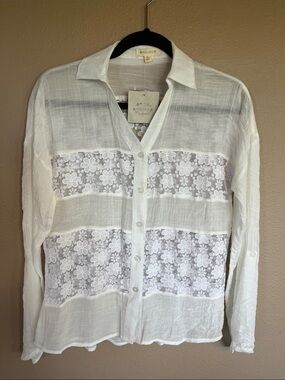 Ladies Sheer White Daisy Lace Panel Button-Front Blouse